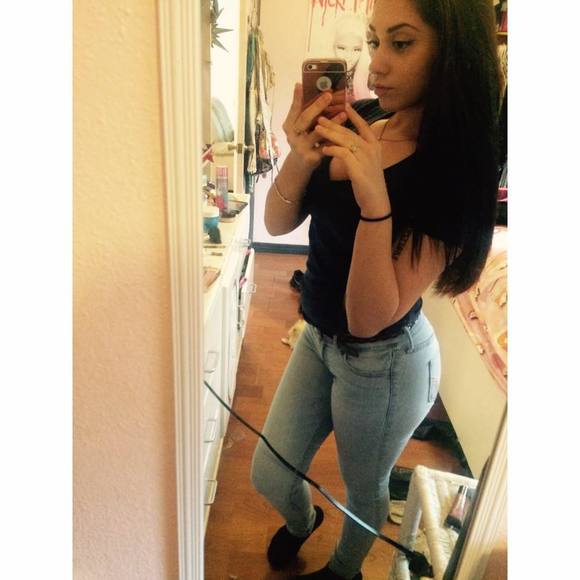 amber_saoulis